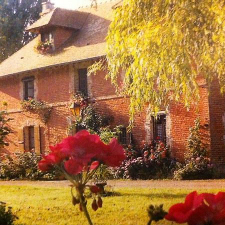 La Ferme Des Vignes Bed & Breakfast Hotot-en-Auge Exterior photo